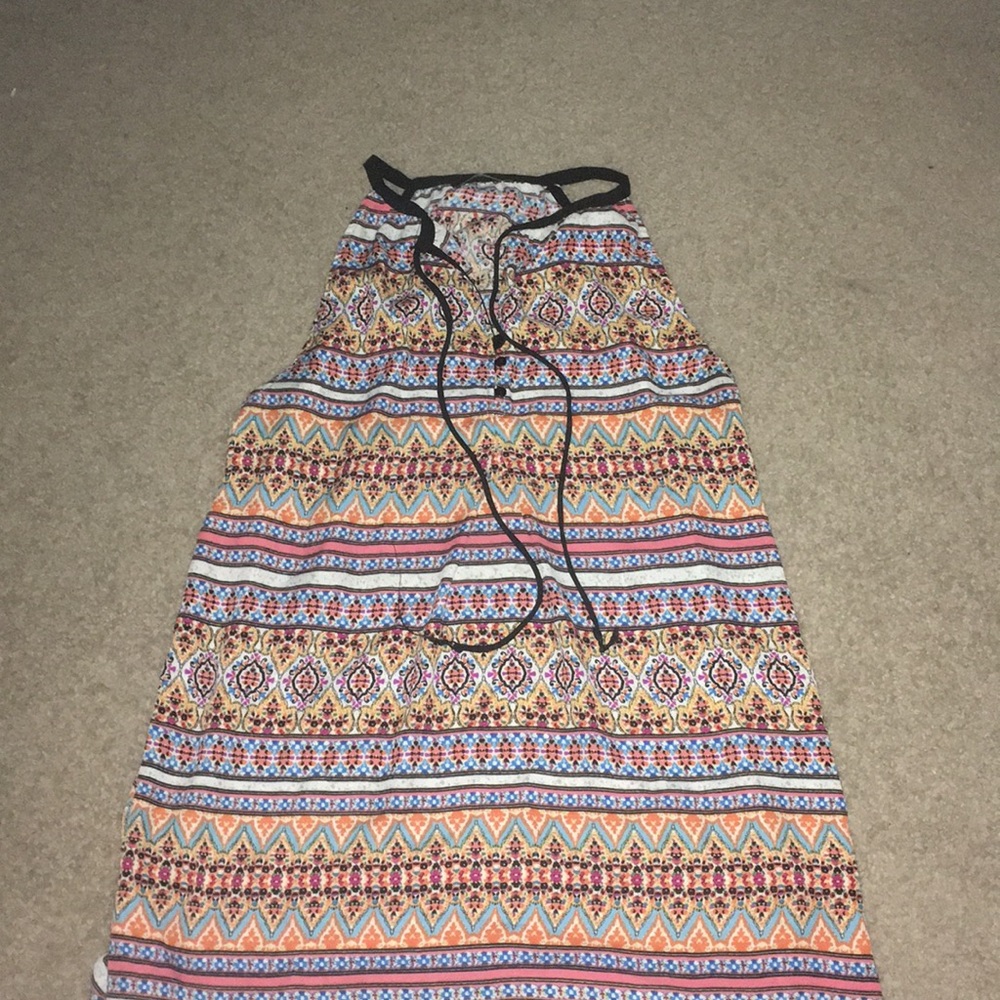 Patterned flowy blouse